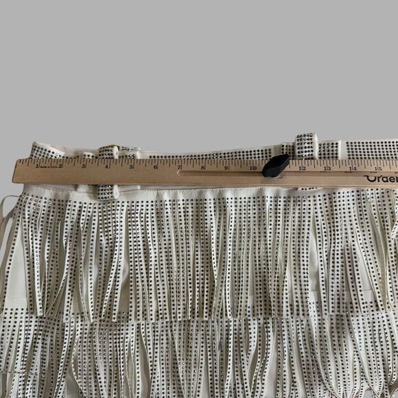 NWT nylon apparel white fringe skort Large (no belt) - Picture 10 of 12